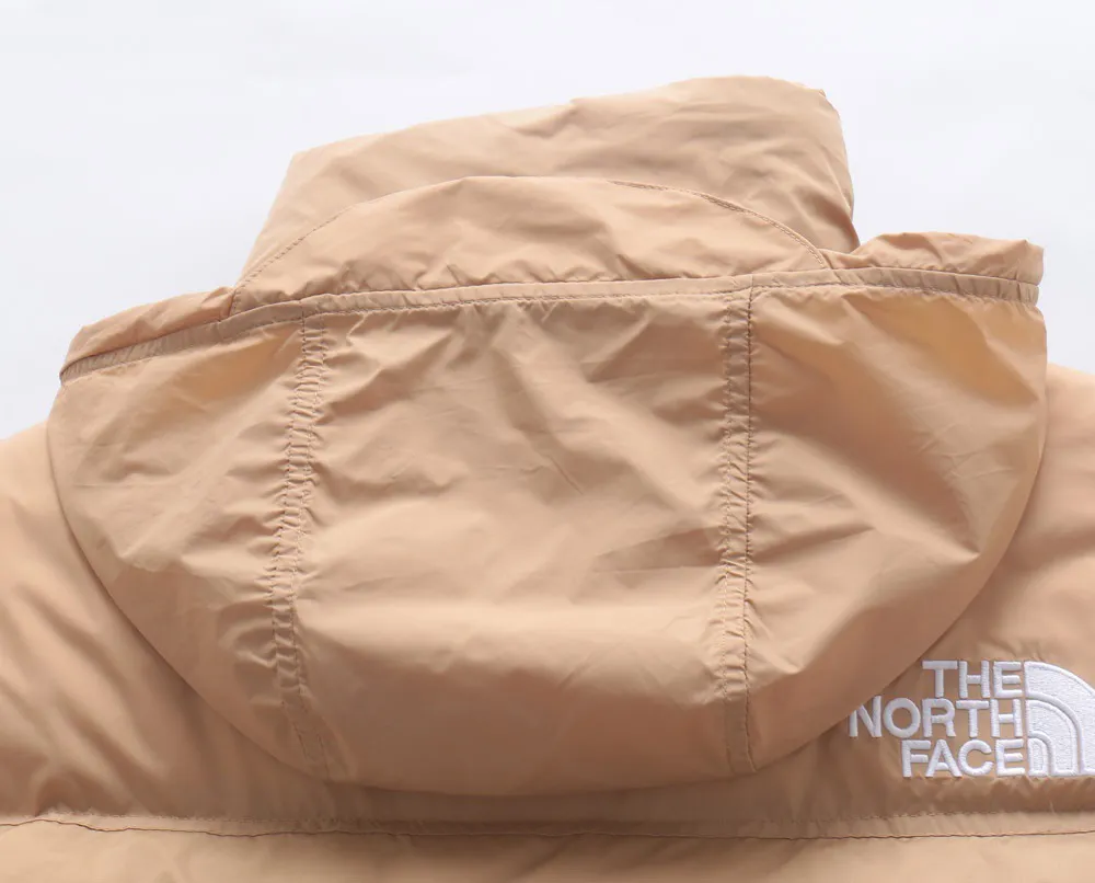 NFC The North Face 1996 Classic ： S+The North Face" 、 。 The North Face" 。The North Face。 。 , 。The North Face" , Yosemite Half Dome, 。️ ： ：RDS Quality 700 90 / 320g（ 20g） ： 1990 ， 。 ： ：YKK ISO 9000Quality ZP ：340TPremium ： ， ， Lightweight 。 Size：S-XXL